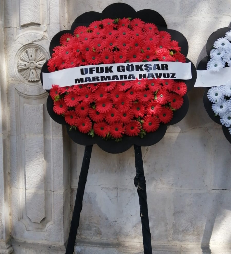 Kırmızı Gerbera Cenaze Çelengi