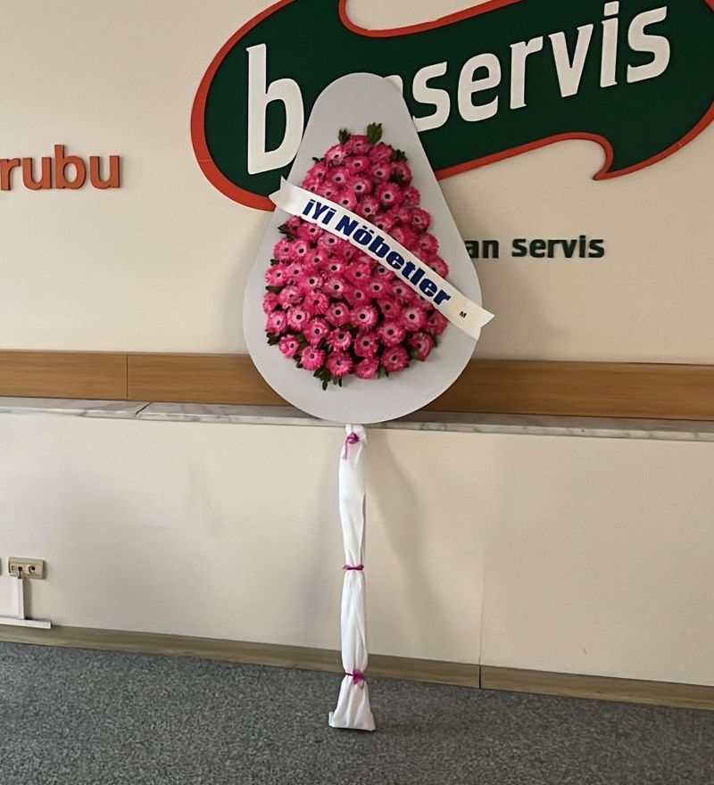 Pembe Gerbera Çelenk