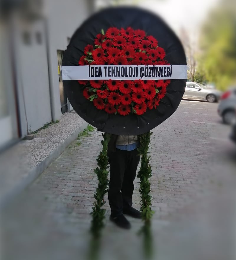 Kırmızı Gerbera Cenaze Çelengi